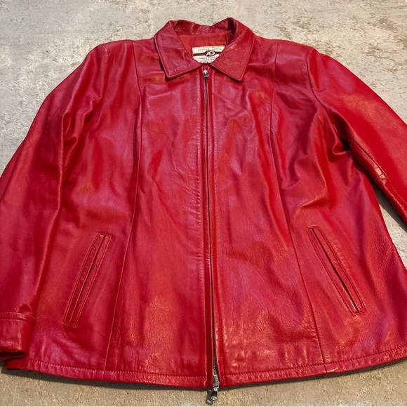 Vintage Red Genuine Leather Zip Front Made in Italy Jacket Size Medium - Picture 3 of 9